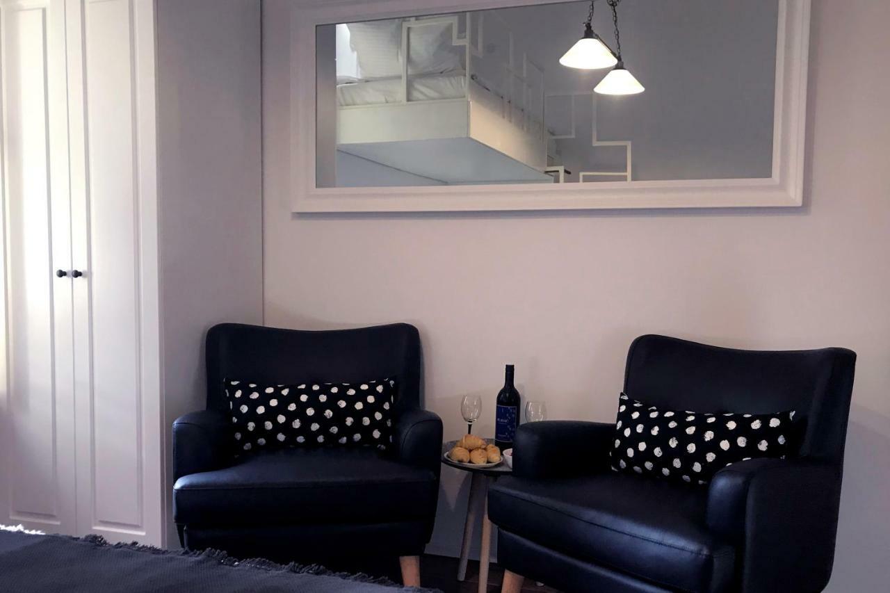 Mely Apartment In The City Center Zagreb Eksteriør bilde